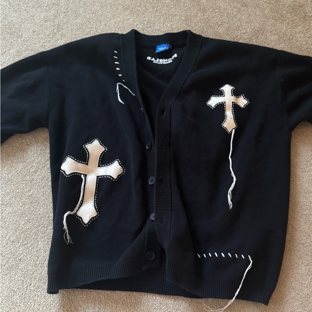 Black Cardigan with Cross Design - Picture 2 of 3